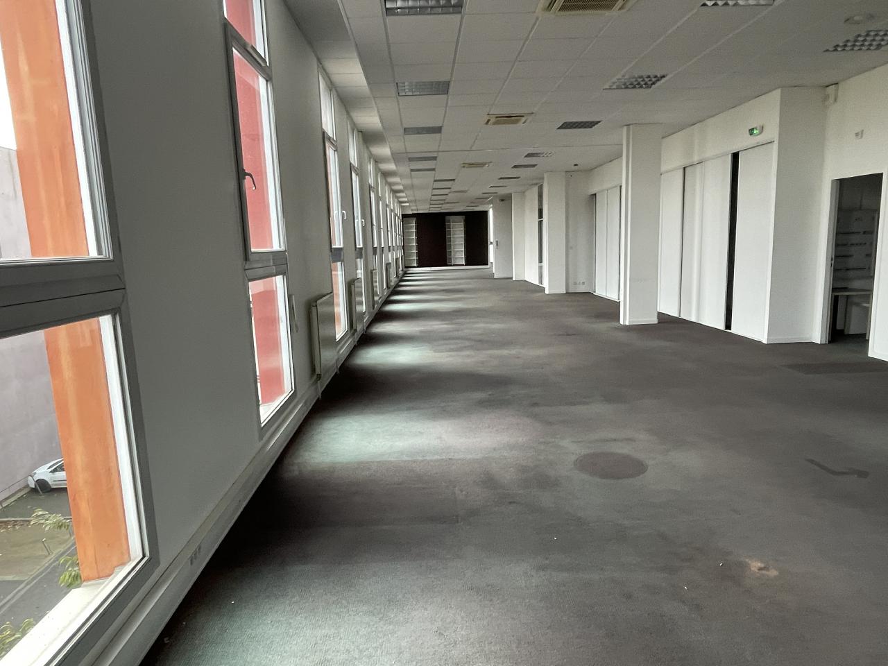 Bureau Rennes 1076m² Vente bureau Rennes Ille-et-Vilaine OVBUR2421951 9
